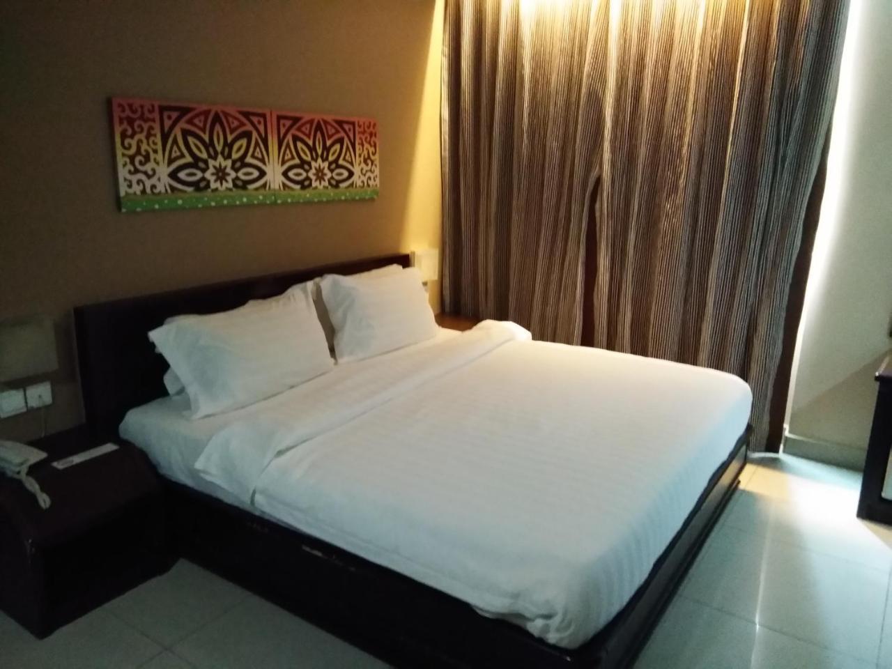 Kinabalu Daya Hotel Kota Kinabalu Dış mekan fotoğraf