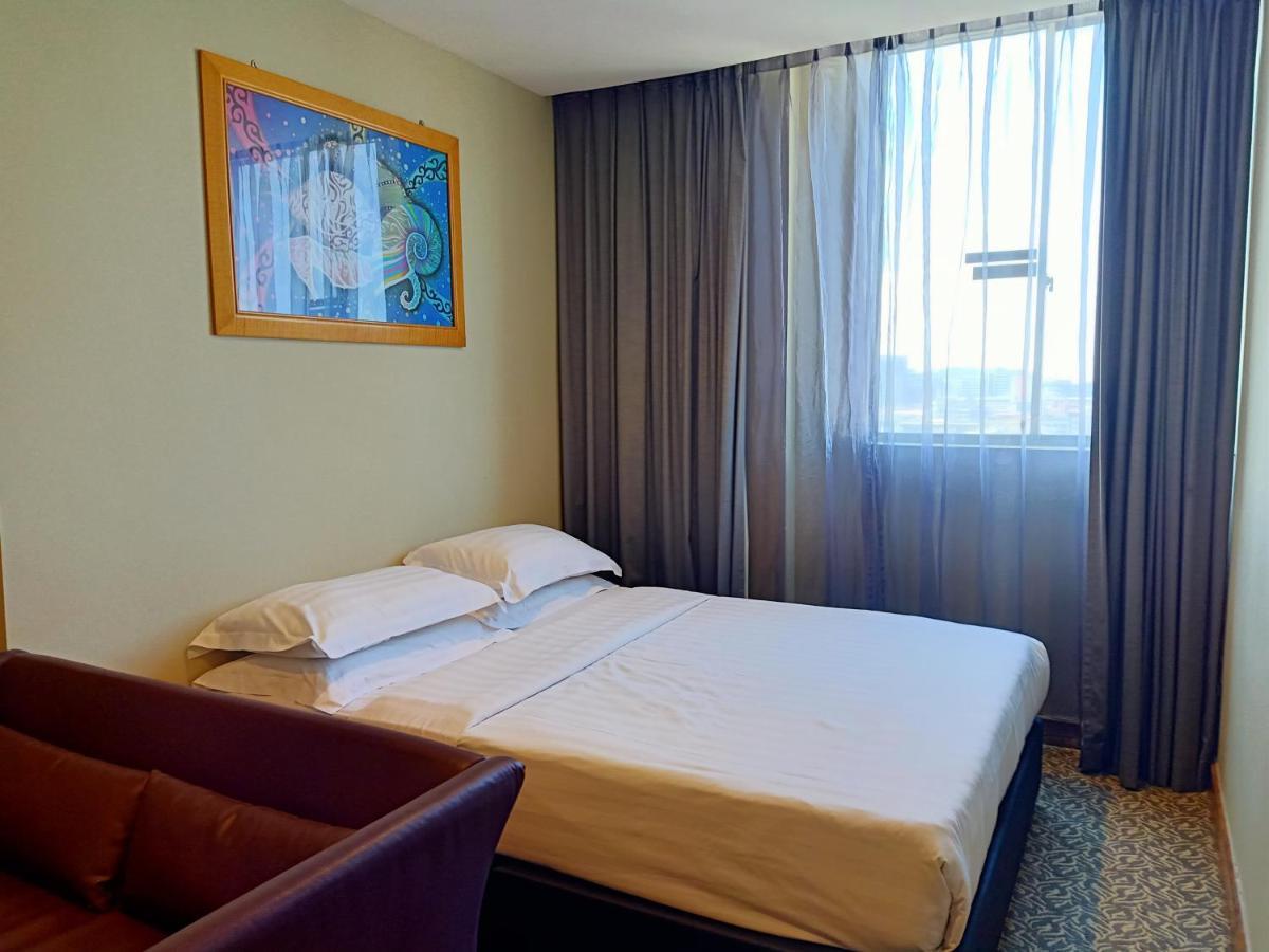 Kinabalu Daya Hotel Kota Kinabalu Dış mekan fotoğraf